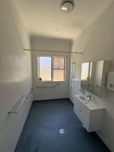 Fully accessible bathroom